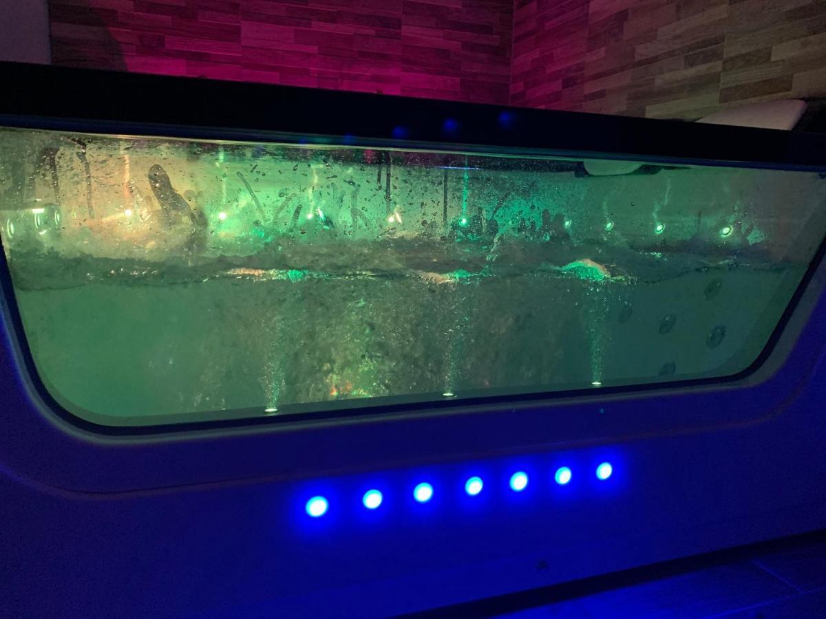 Appartement Cosy Jacuzzy Luxe Gare De Тулон Экстерьер фото