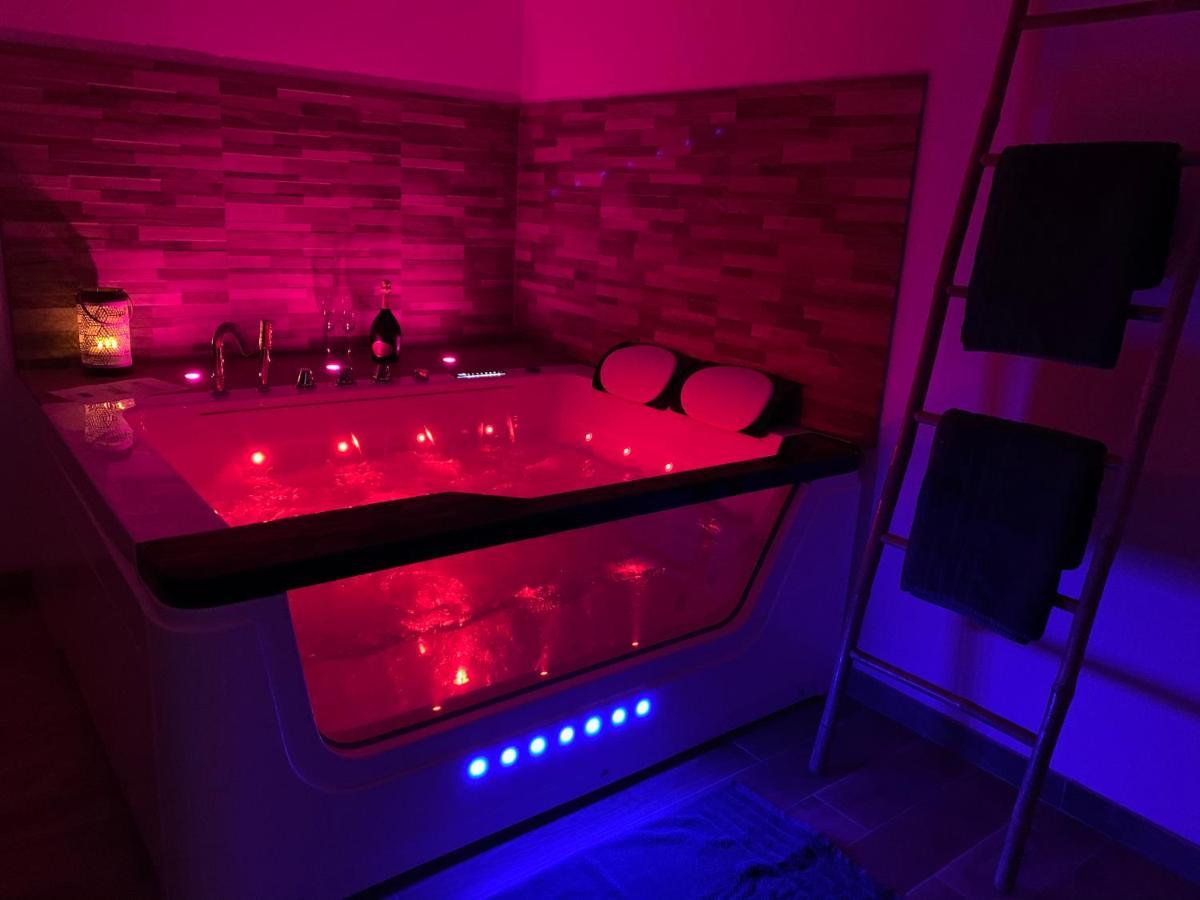 Appartement Cosy Jacuzzy Luxe Gare De Тулон Экстерьер фото