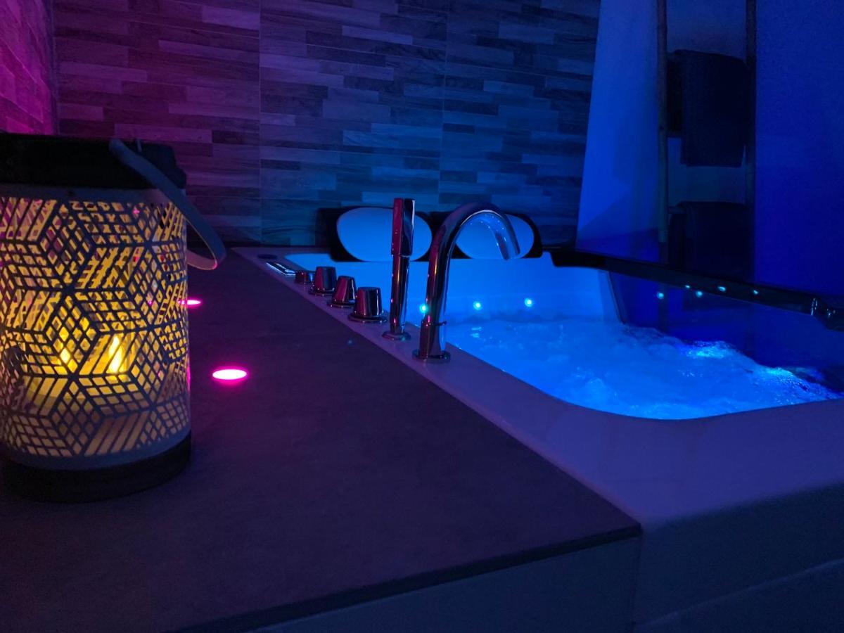Appartement Cosy Jacuzzy Luxe Gare De Тулон Экстерьер фото